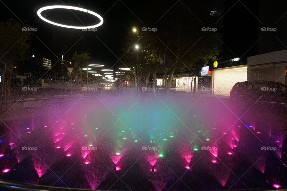 Fontain#colors#city#water#lights