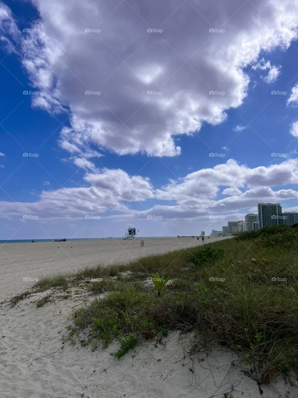 Miami blue sky 
