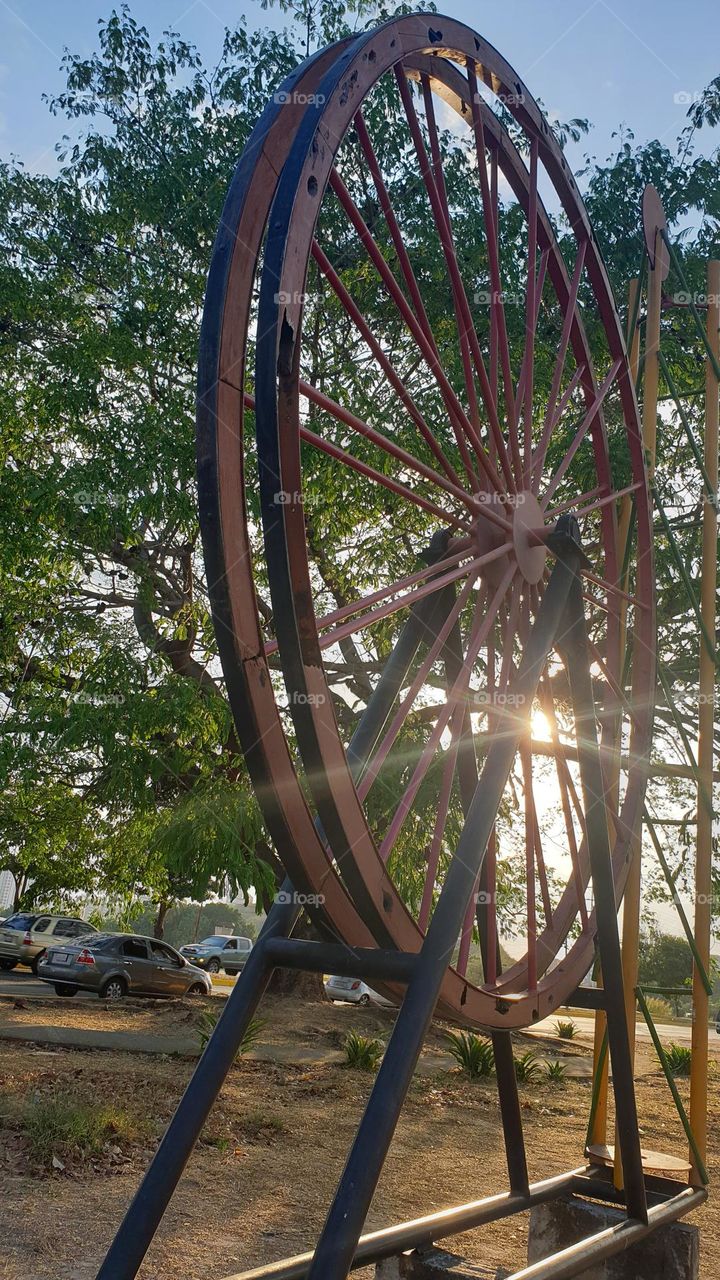 Mining wheel, artistic sculpture, metal