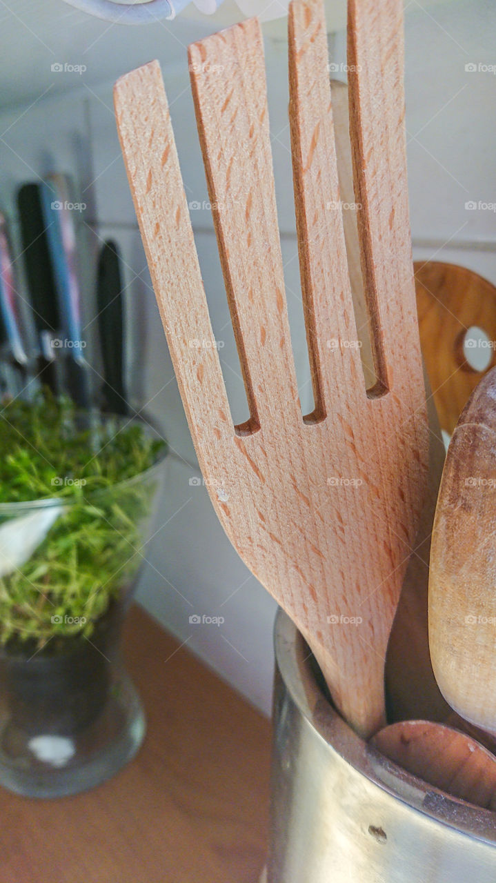 Wood fork