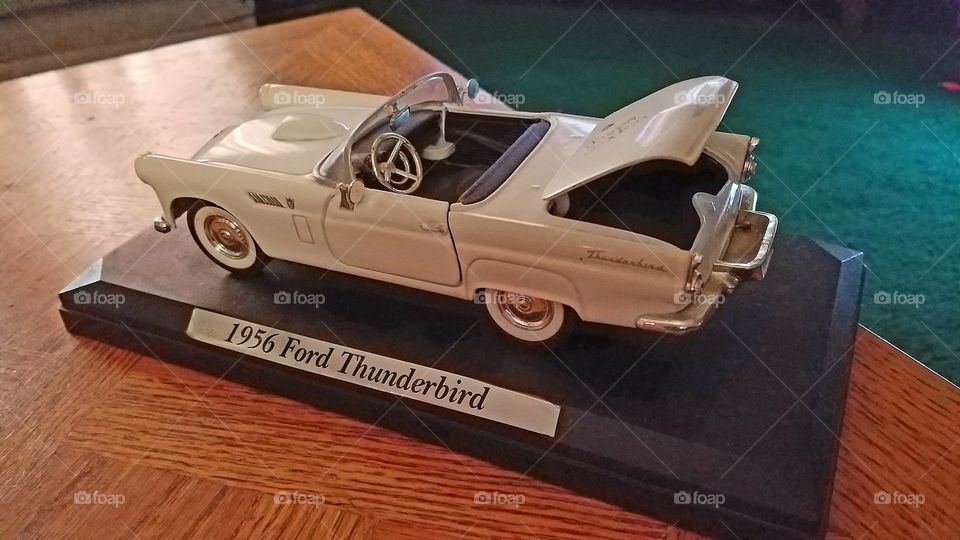 1956 Ford Thunderbird