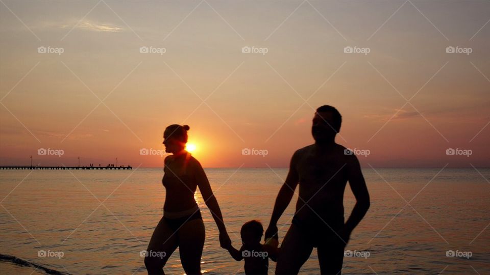 Family. Relax. Sunset