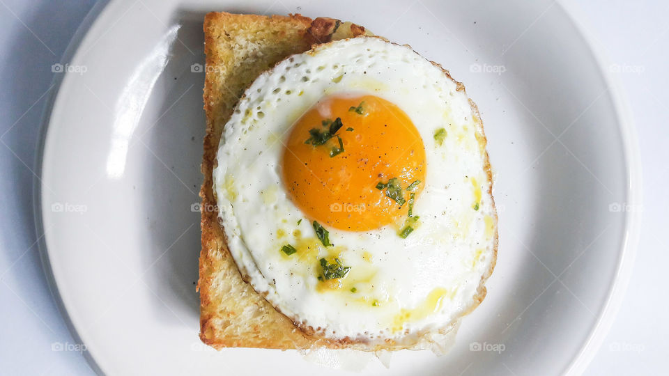Garlic Bread with Egg