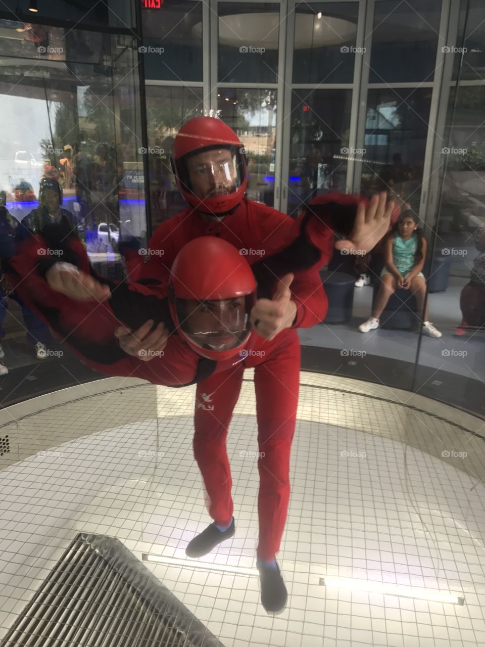 .odnalrO ni detacol tneduts FCU nA .asleS yb kcilC Follow me @Selsa.Notes, Selsa.Clicks, or Selsa.quotes. Parasailing, sailing, flying, and indoor skydiving.