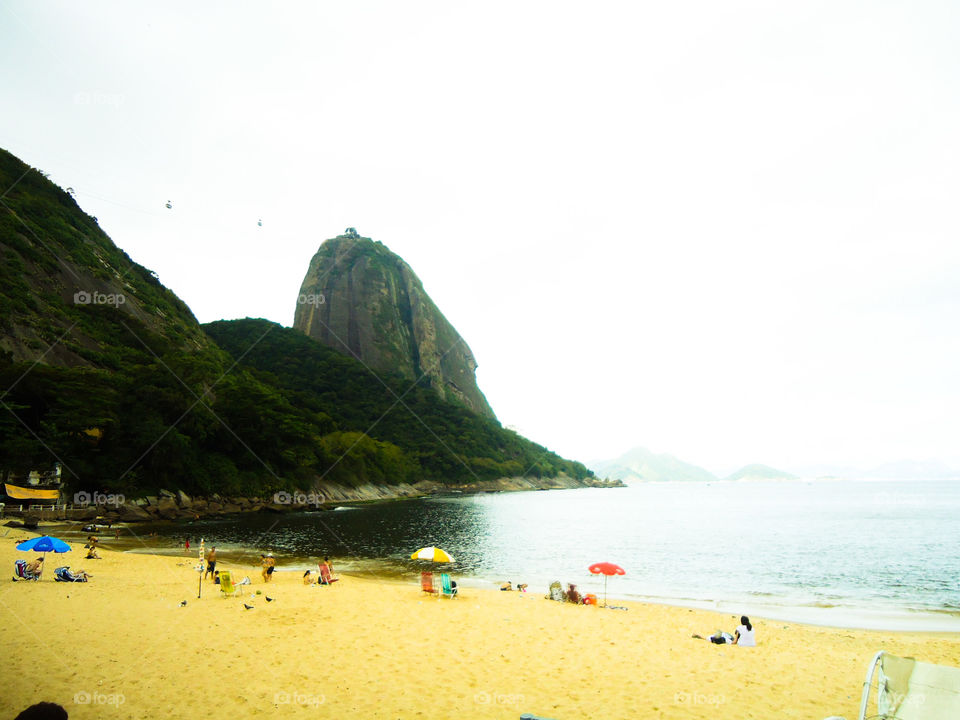 Praia vermelha in Rio de Janeiro sugar loaf behind