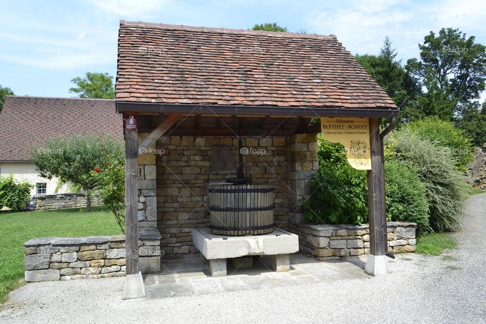 Whinepress. A old France winepress.