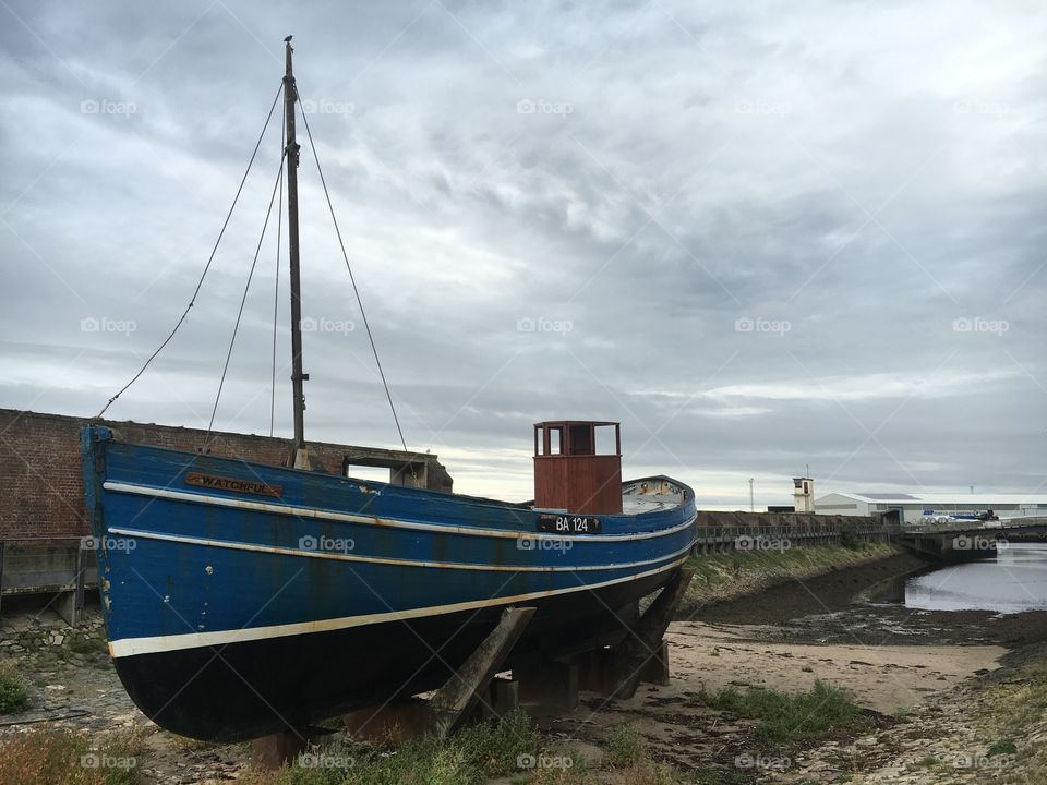 Old boat 