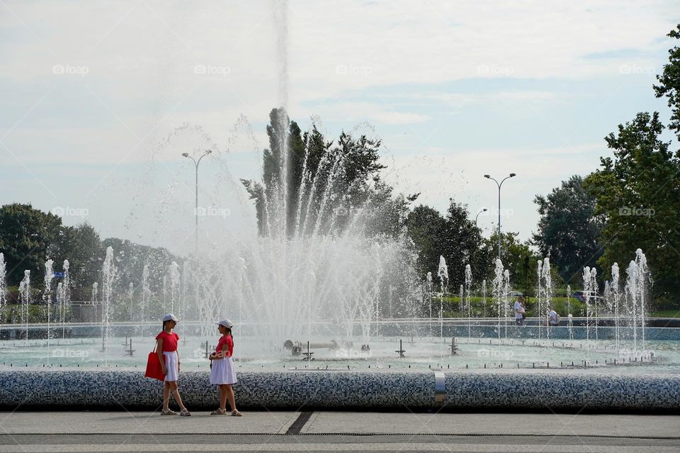 Girls at the fountain