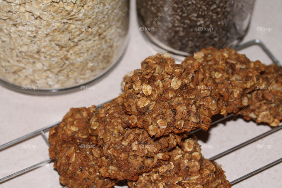 oatmeal chia cookies