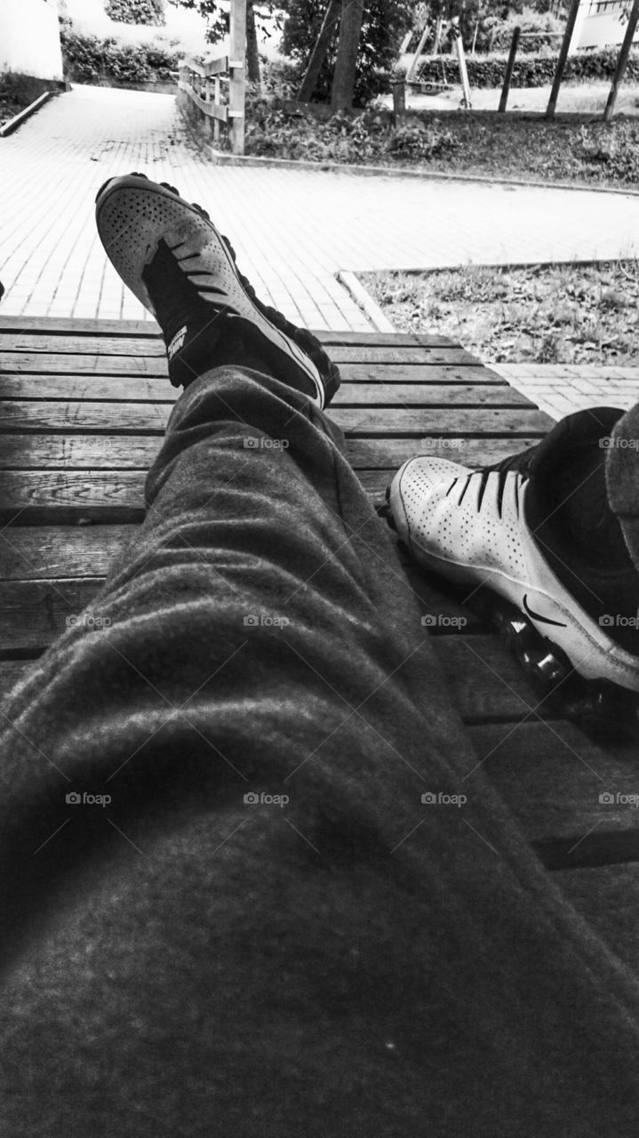 walking down the streets with my nikes on