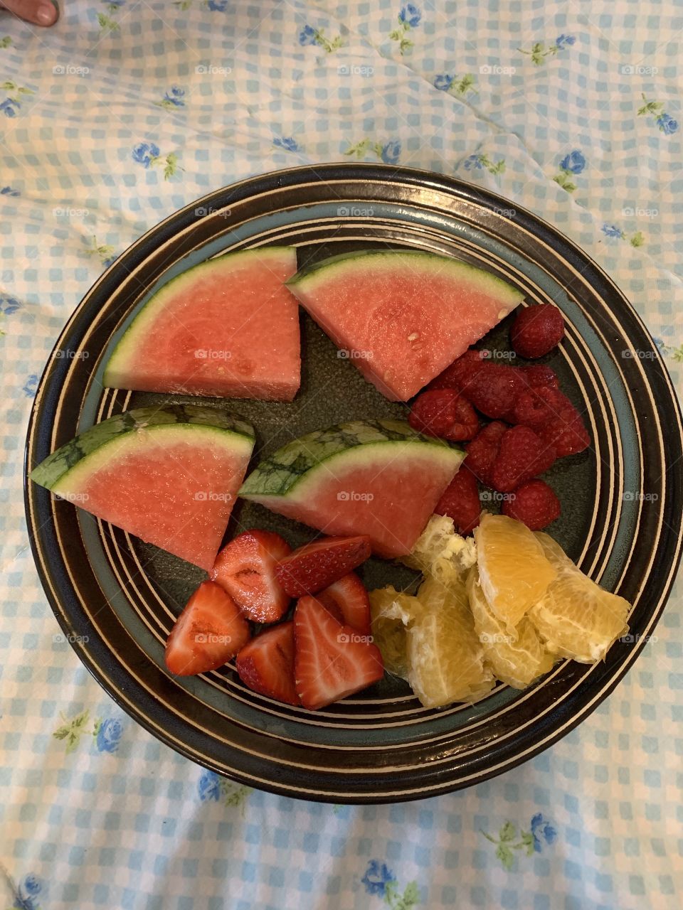 Plate of fruit 