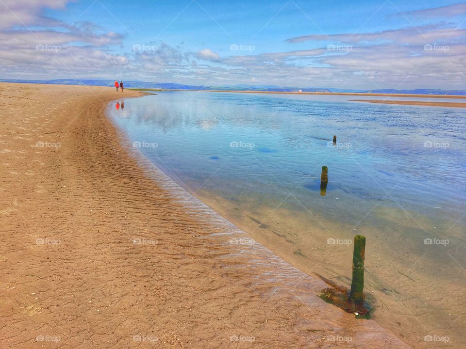 Stunning stroll along a beach in Scotland 🏴󠁧󠁢󠁳󠁣󠁴󠁿