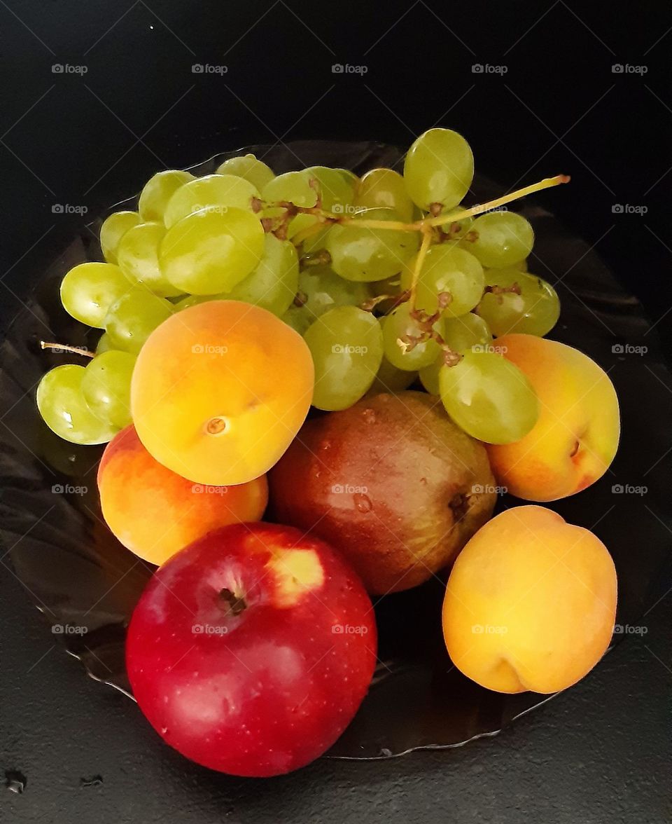 fruits are tasty summer treats 😋