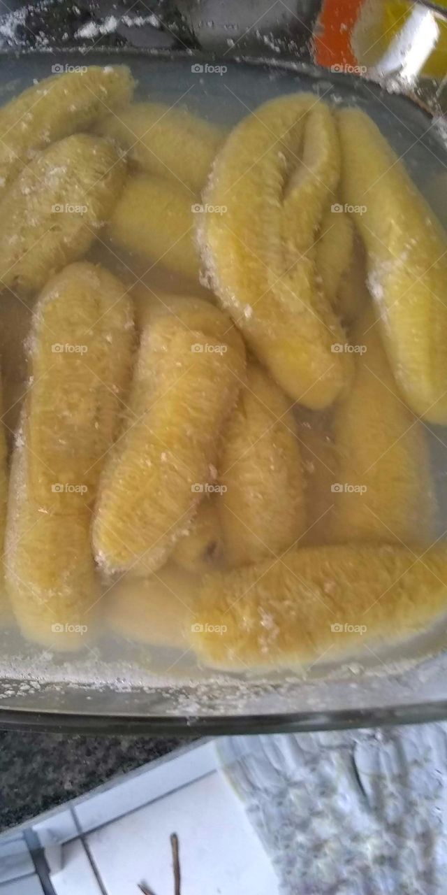 caturras bananas in syrup