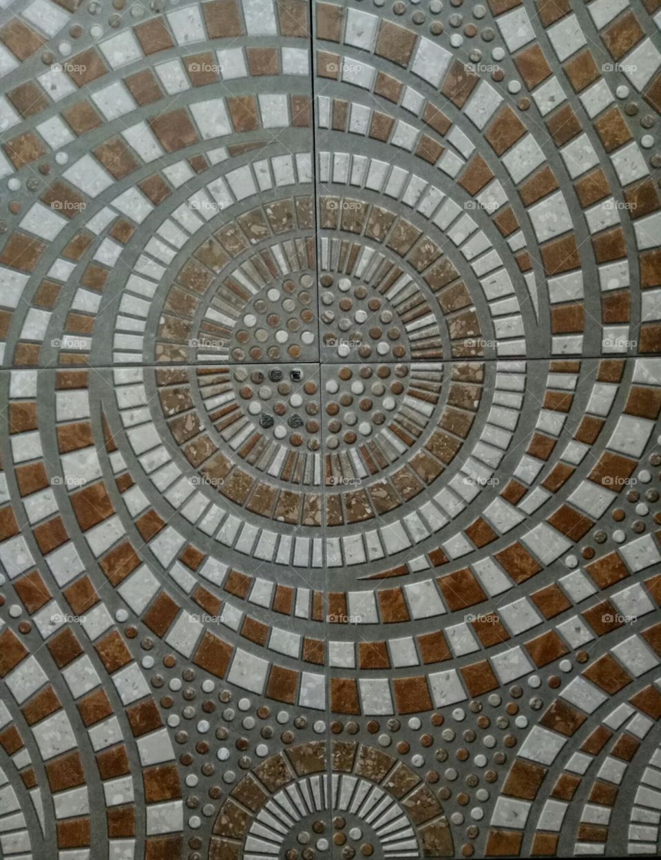 tiles circular pattern