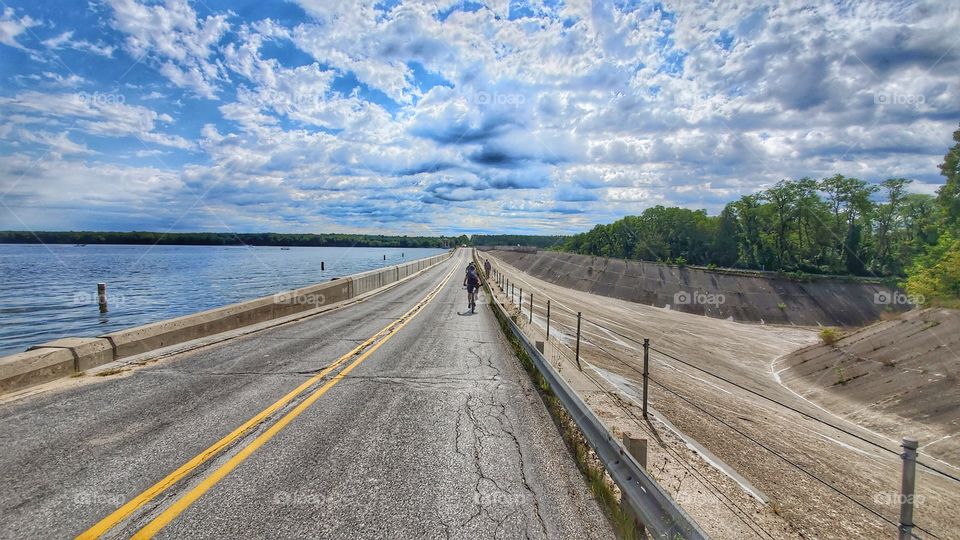 Bicycle crossing the Hardy dam