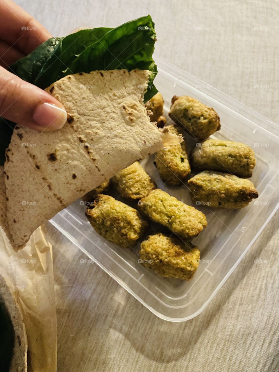 Spinach tacos & broccoli tater tots 