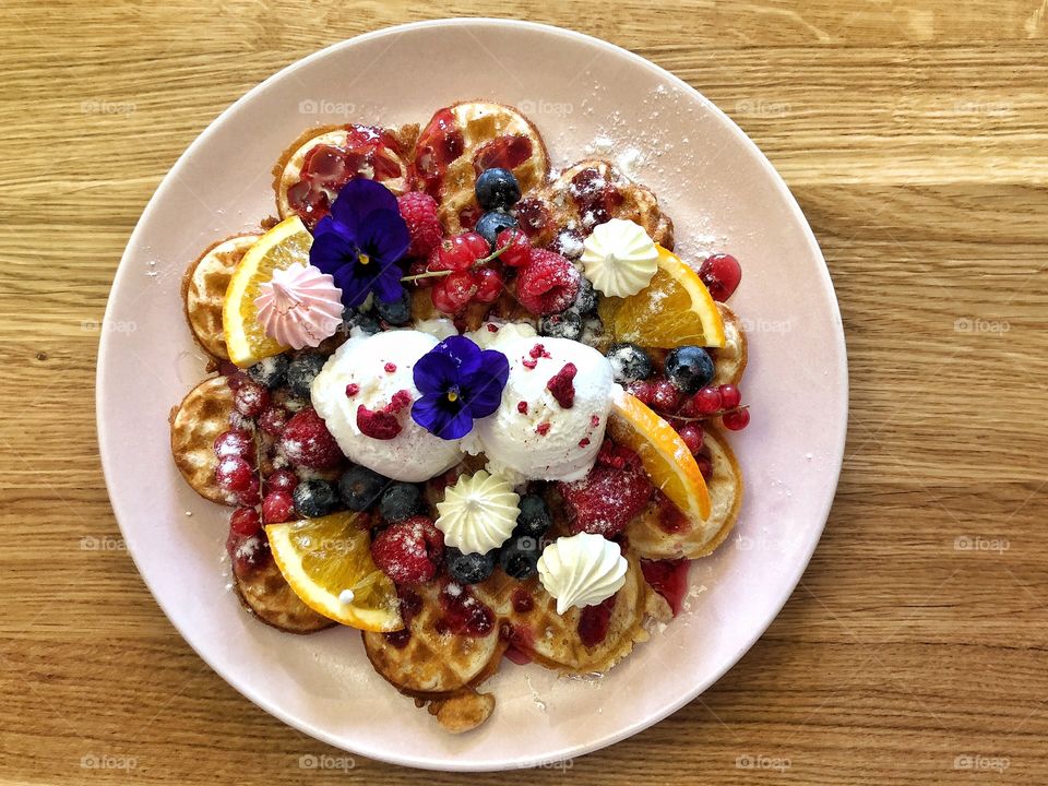 Waffles with fresh fruit