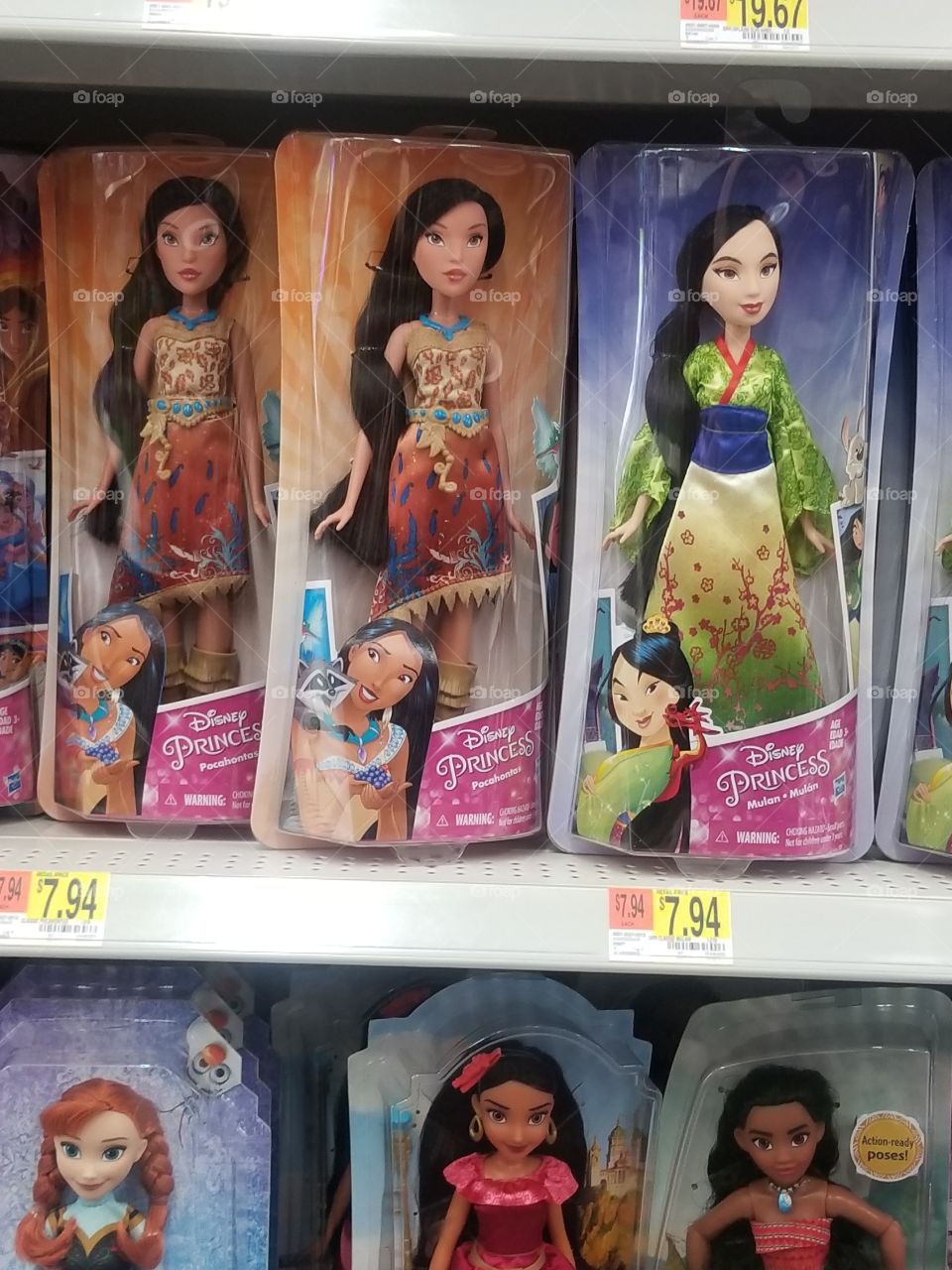 Disney princesses Christmas shopping