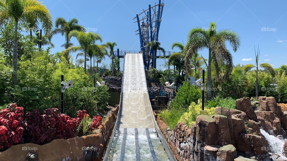 #SeaWorldVlogger I visit SeaWorld Orlando every day.  This summer fun slide is name Infinity Falls!  Today marks #day17 for SeaWorld and #day168 for Walt Disney World! Today’s date is 09-17-19!