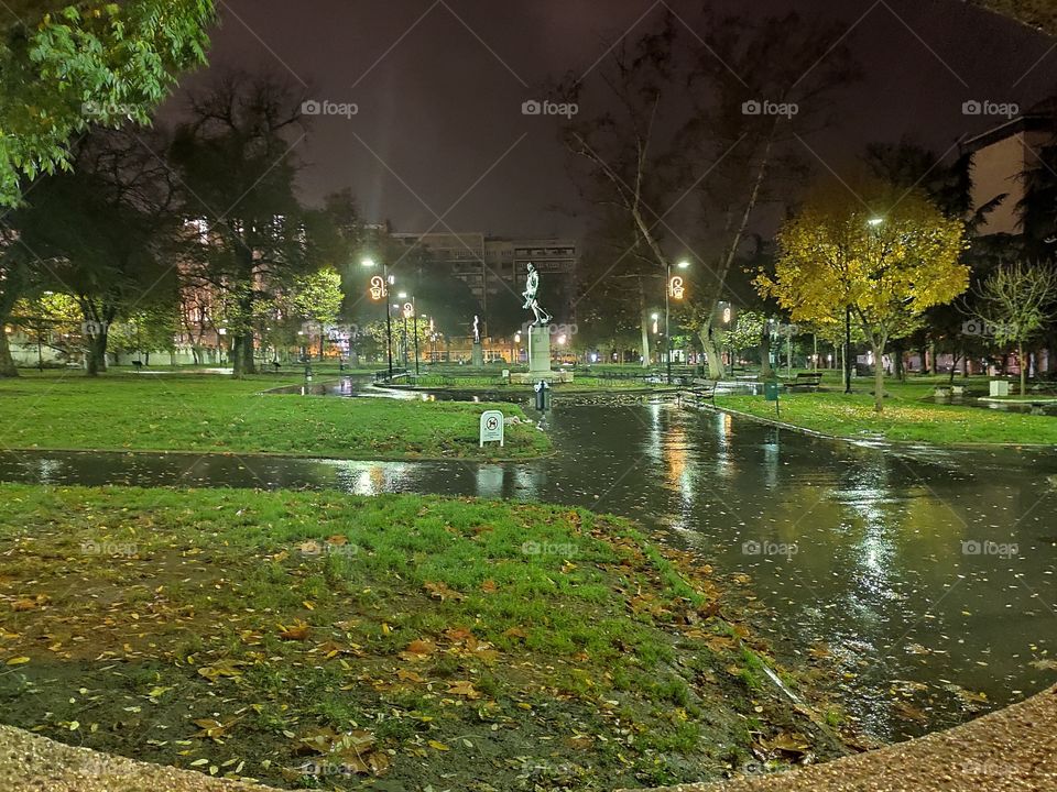 Belgrade Students park by night
