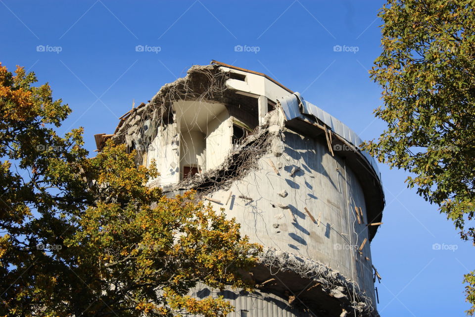 Demolishing of watertower