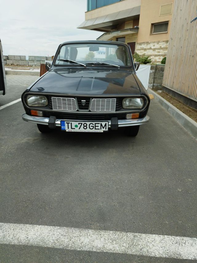 old Dacia car