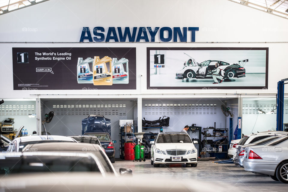 Asawayont garage for fixing the car