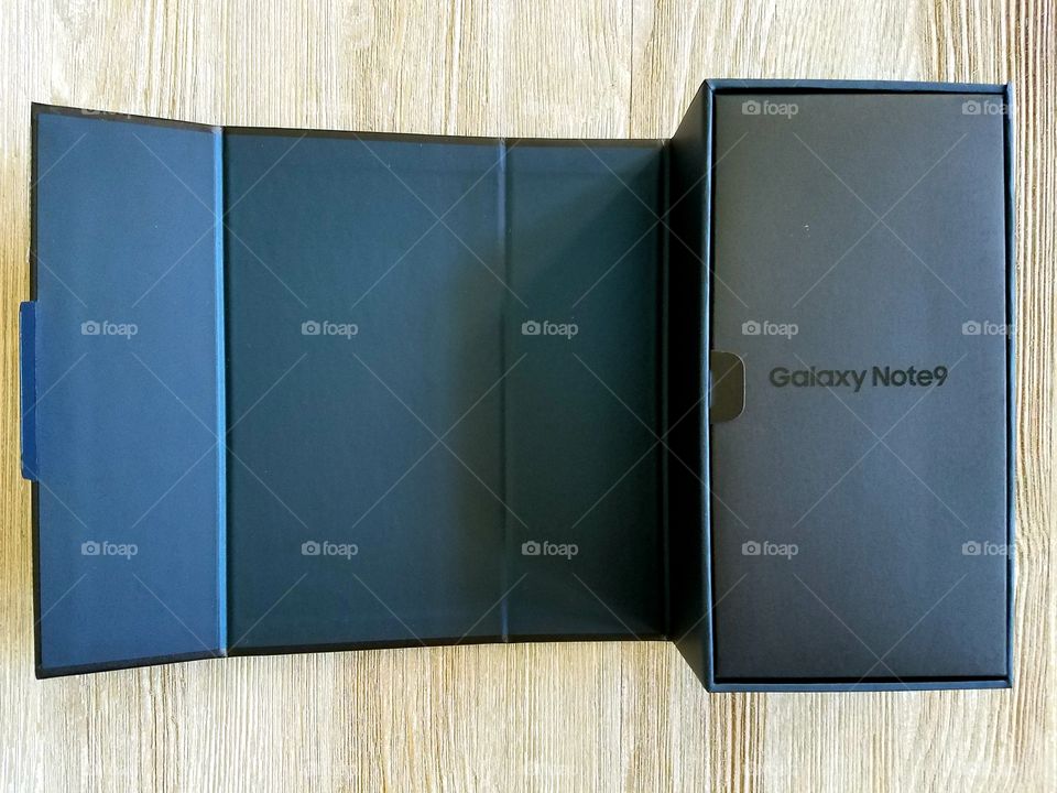 Unboxing new Samsung Gallaxy Note 9