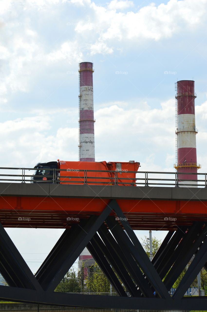 viaduct vehicle pipes