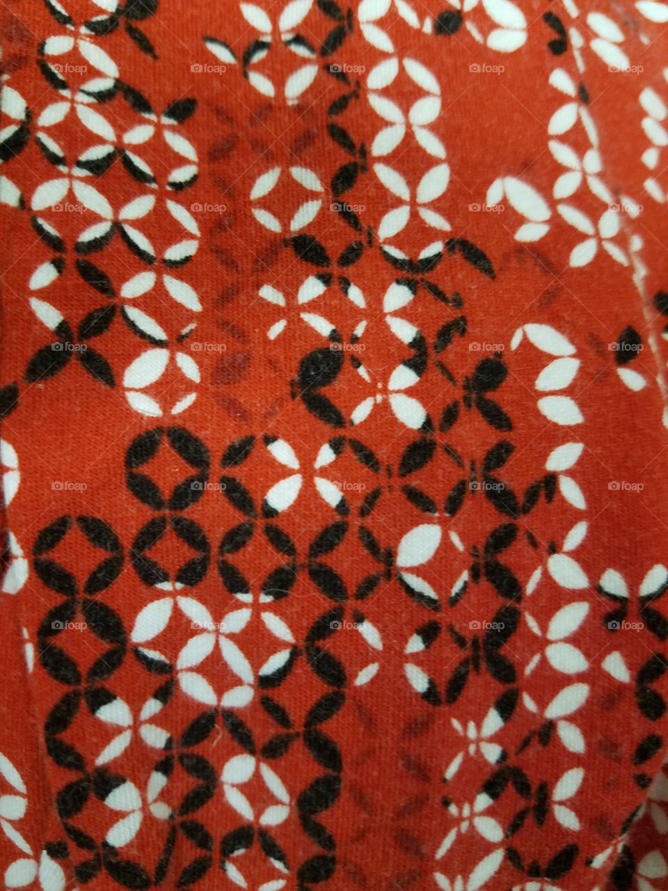 background red white pattern