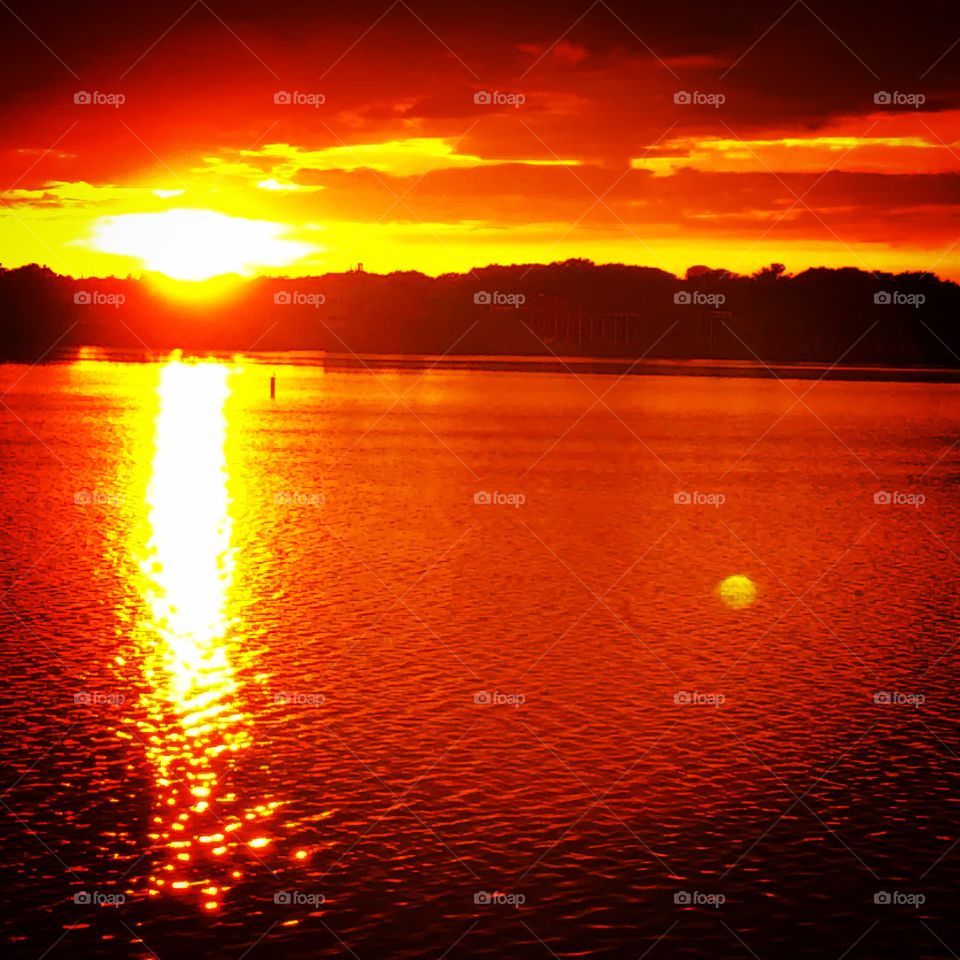 Sunset, Wakefield Lake