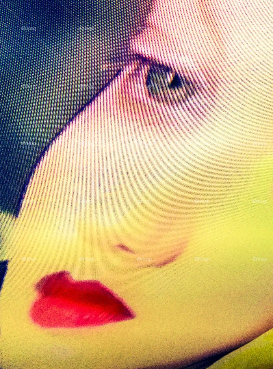Close up : Girl Portrait in Pop Art Style