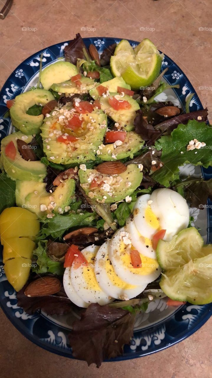 Avocado salad 
