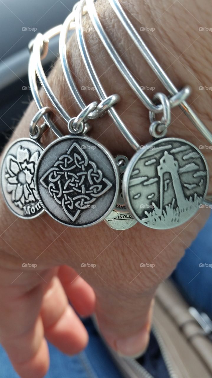 Possitive Energy. Possitive energy to get the best