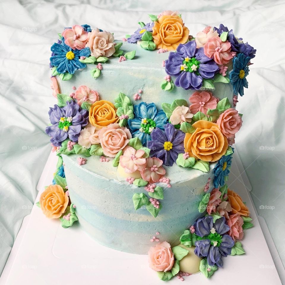 Gorgeous and pretty 3D edible floral buttercream cake for birthday or Mother’s Day festive season 
