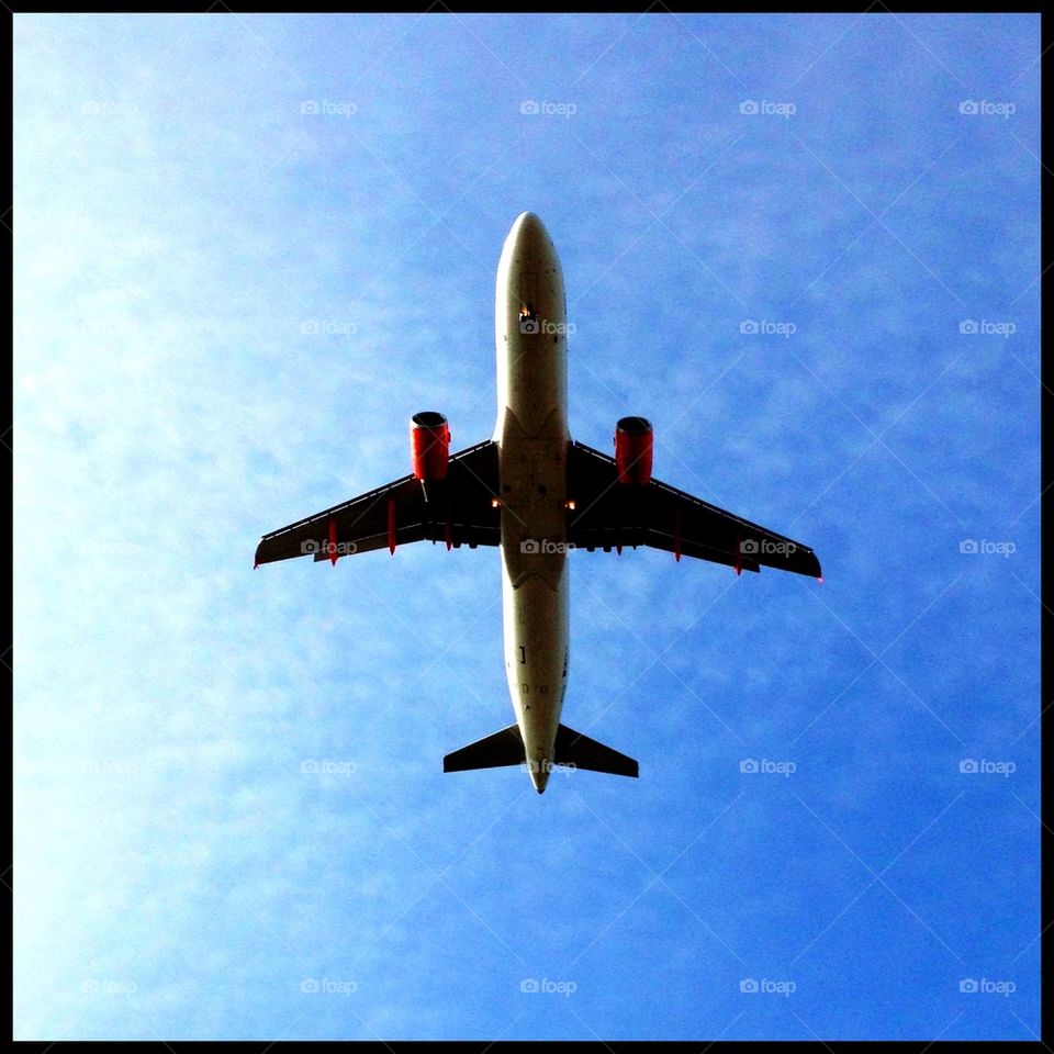 Airliner on approach