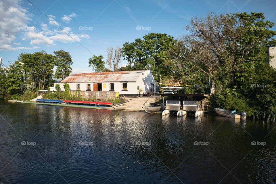 Urban nature, riber in tje Galway city