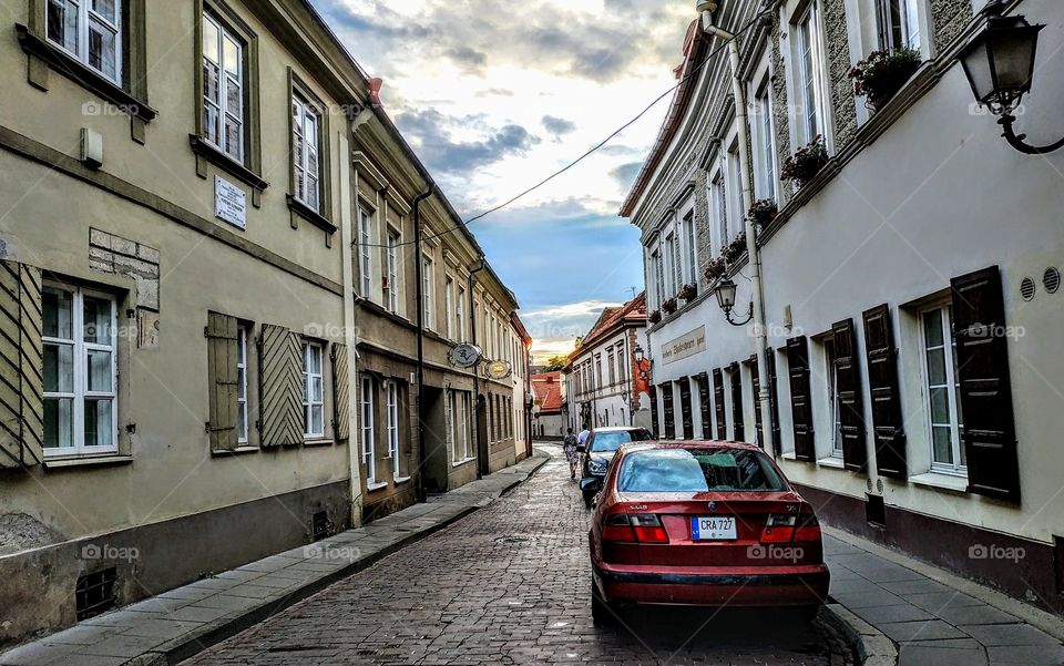 Along the narrow streets of old Vilnius. (Lithuania, July, 2019).