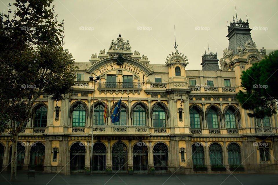 port barcelona by bussardel