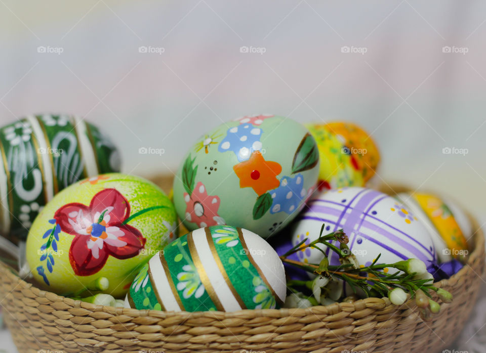 eastereggs basket