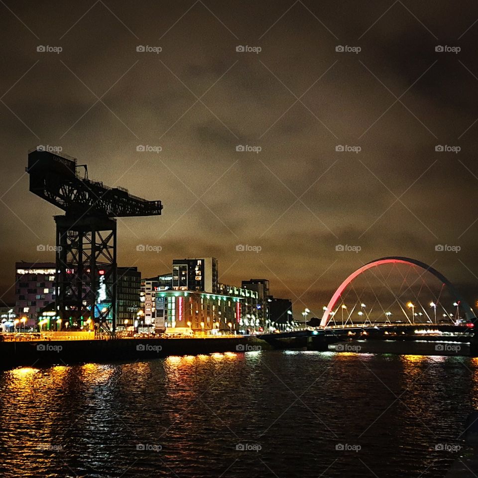Glasgow - Clyde Arc, Finnieston Crane and river Clyde by night