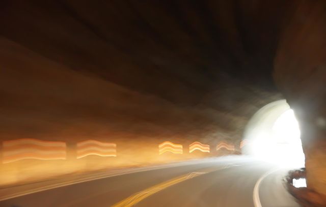 Light at the end of the tunnel * Luz al final del túnel