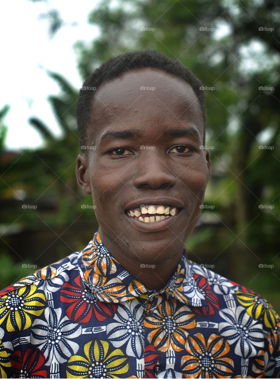 Unique Face Skin Stories 

Being happy is better than being king.