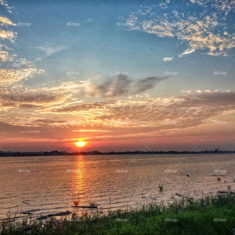 sunrise on the Mississippi