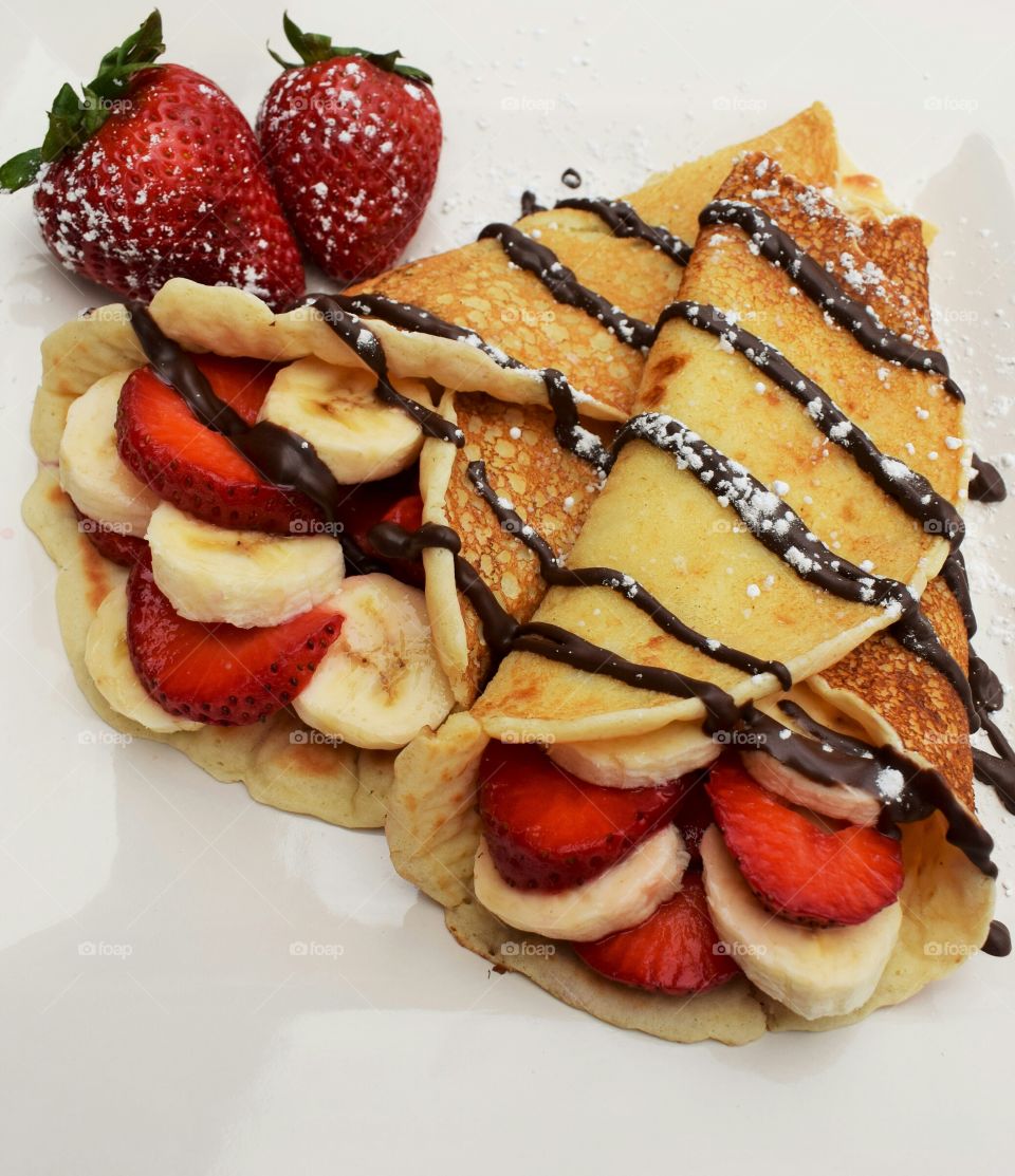 Strawberry banana crepes