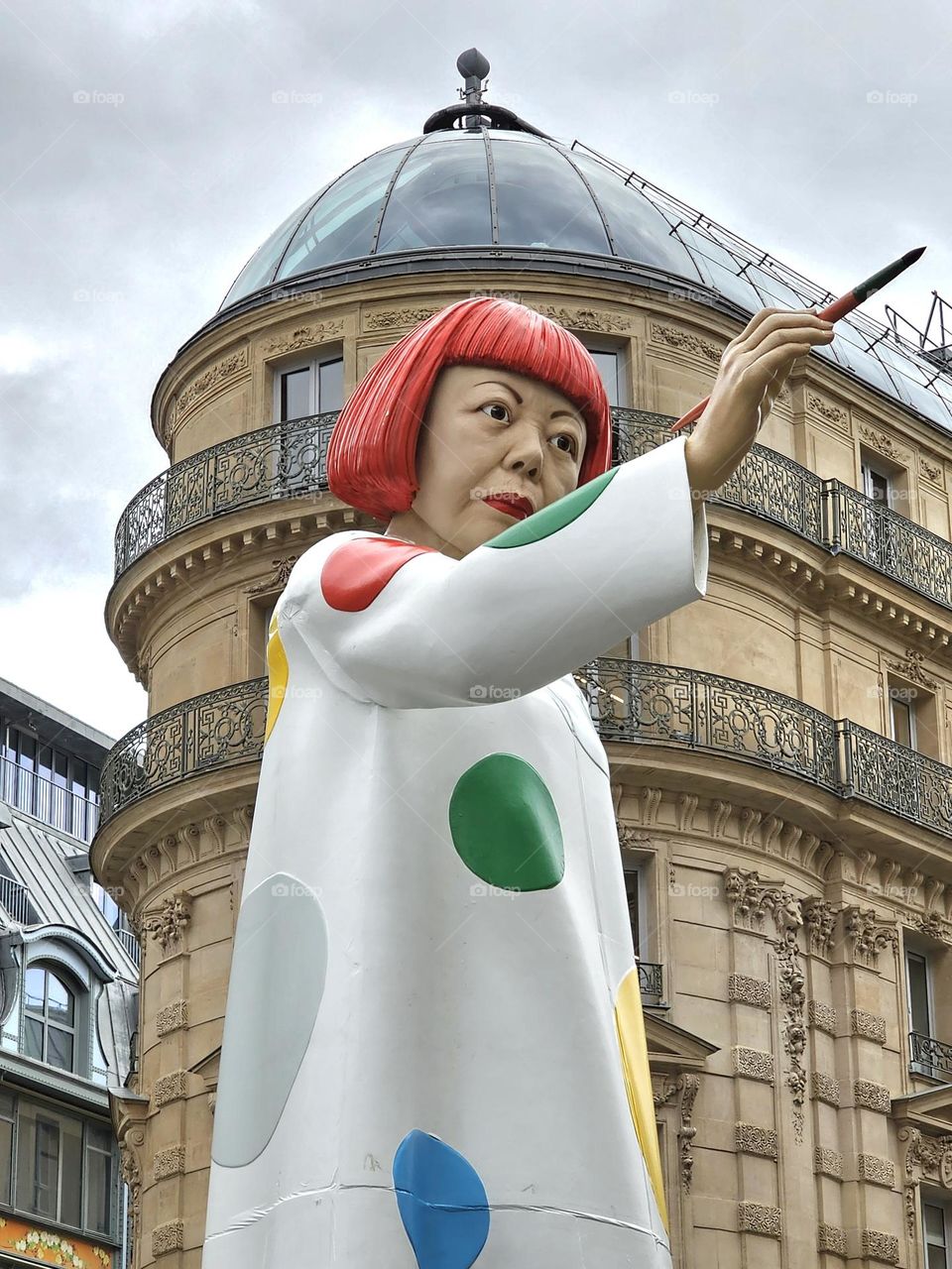 mannequin pour LVMH à  Paris