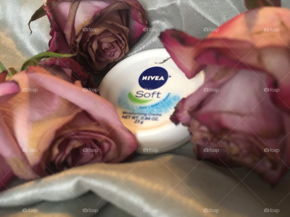 Nivea soft creme with roses 🌹