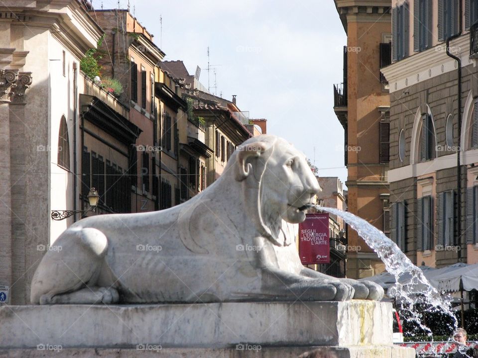 Italy fountain statue