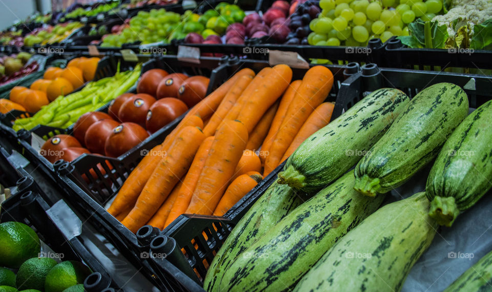 Fresh fruits and vegetables at organic fair